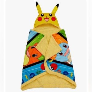 Pokemon Pikachu Snuggle Wrap Cape Soft Hooded Wearable Blanket Yellow Kids OS